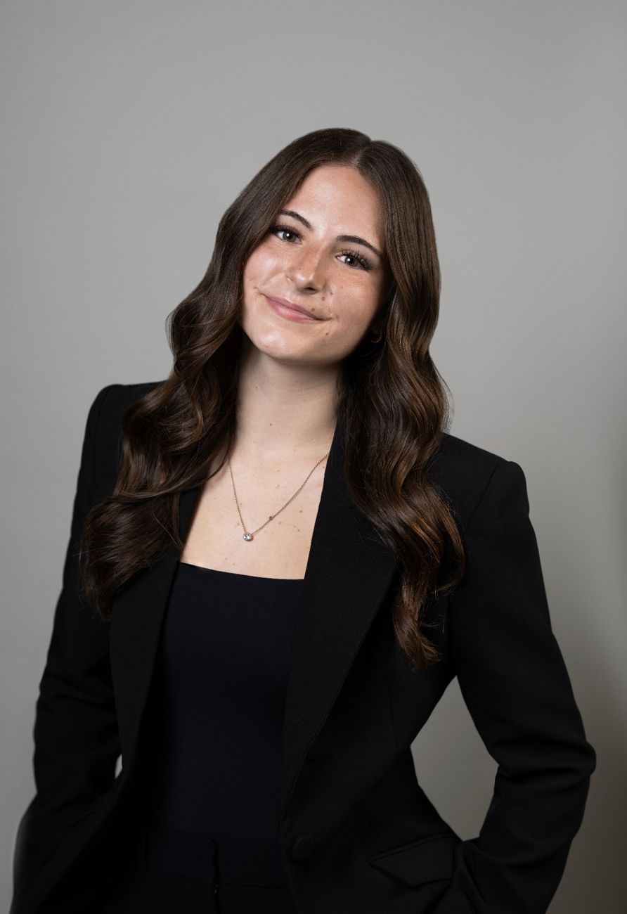 Portrait of Ashley Hoover, mortgage broker